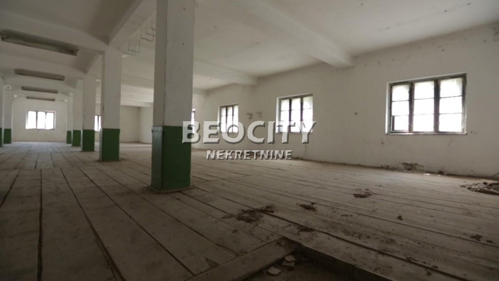 Lokal, 6483 m2 ID: 88362 3