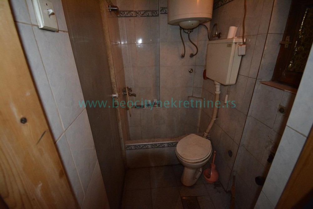 Petosobna kuća, 210 m2, Rakovica, Ribarčeva ID: 27051 19