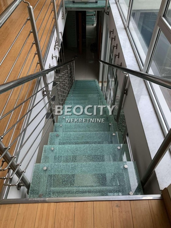 Petosobna kuća, 540 m2, Centar, Takovska ID: 93301 6