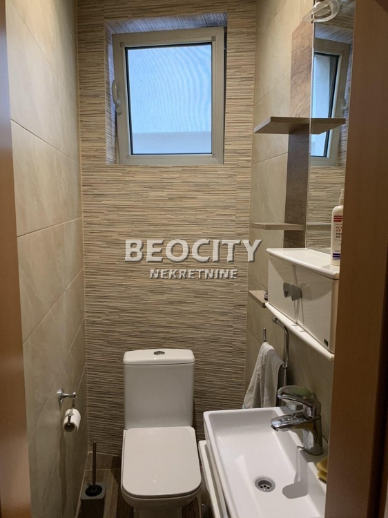 Petosobna kuća, 540 m2, Centar, Takovska ID: 93301 16