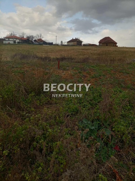 Plac, Sopot, Njegoševa ID: 93138 1