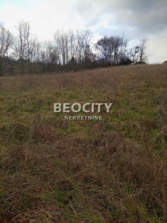 Plac, Sopot, Njegoševa ID: 93138 3