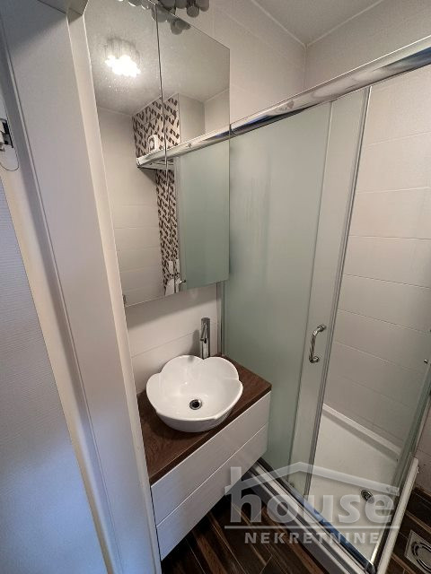 Stan,NOVI SAD,CENTAR 48m2,185400€ , ID: 1058900 11