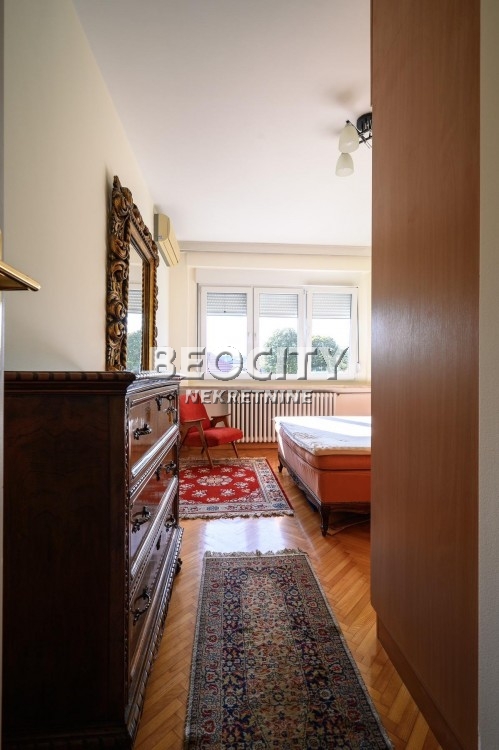 Trosoban stan, 143 m2, Vračar, Kneginje Zorke ID: 90703 13