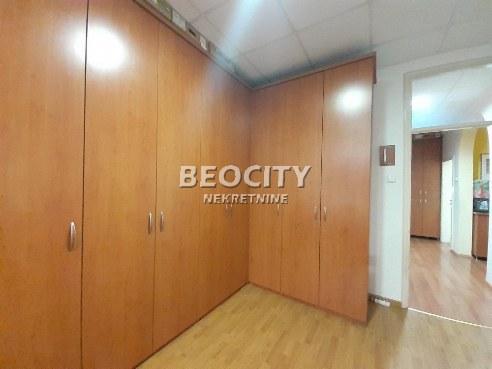 Trosoban stan, 154 m2, Banovo brdo ID: 90336 14