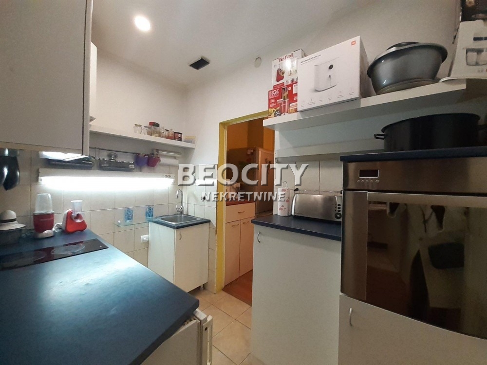 Trosoban stan, 154 m2, Banovo brdo ID: 90336 6