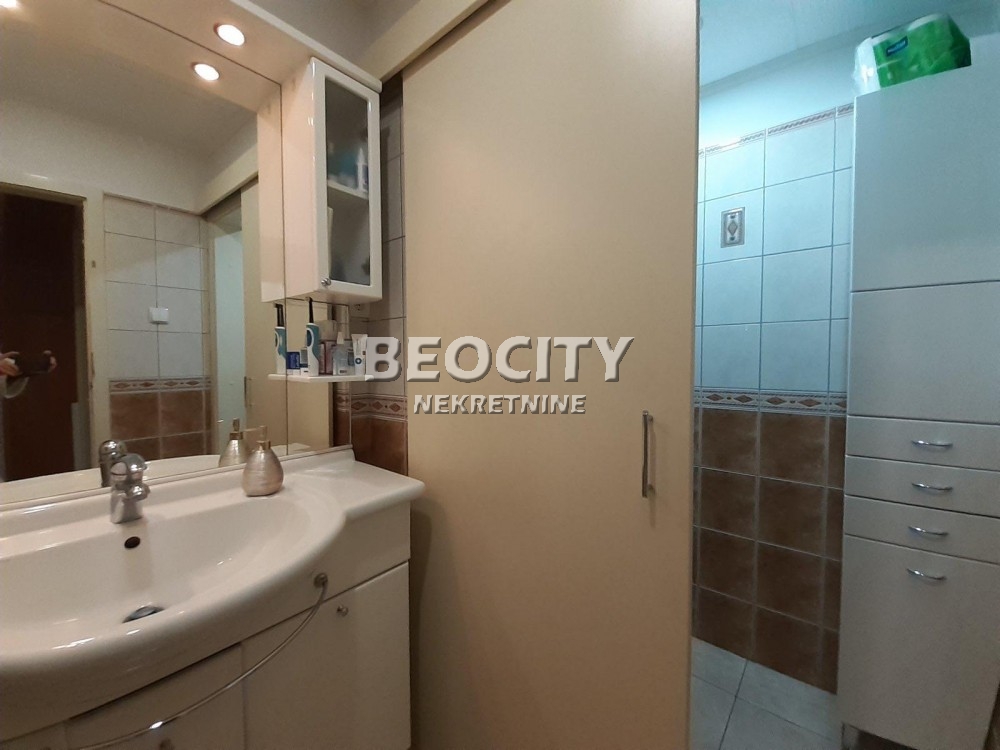 Trosoban stan, 154 m2, Banovo brdo ID: 90336 17