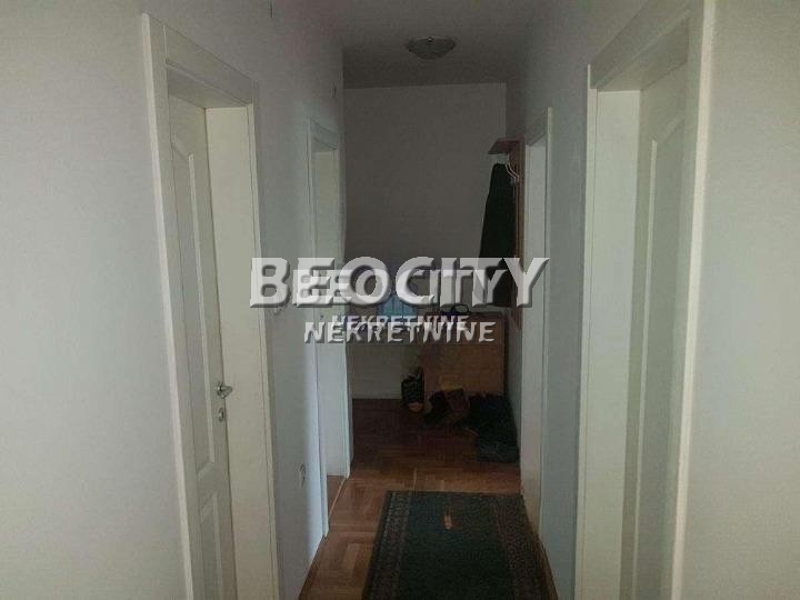 Trosoban stan, 65 m2, Železnička stanica, Stjepana Mitrova Ljubise ID: 78630 2