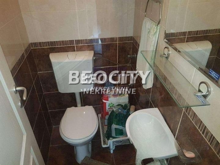 Trosoban stan, 65 m2, Železnička stanica, Stjepana Mitrova Ljubise ID: 78630 4