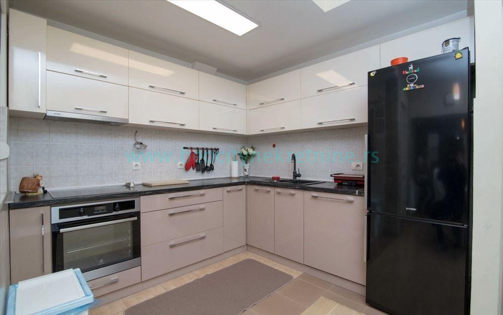 Trosoban stan, 70 m2, Čubura, Marulićeva ID: 41531 12