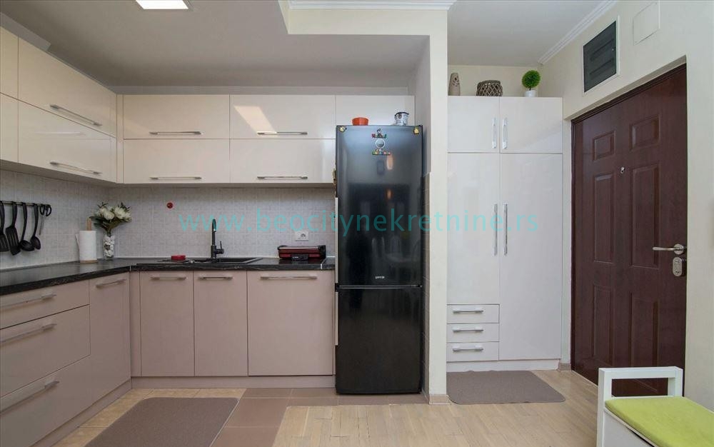 Trosoban stan, 70 m2, Čubura, Marulićeva ID: 41531 13
