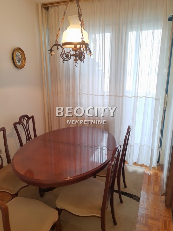 Trosoban stan, 78 m2, Zemunski kej, Karađorđeva ID: 98133 6