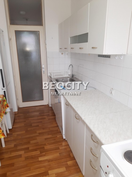 Trosoban stan, 78 m2, Zemunski kej, Karađorđeva ID: 98133 9