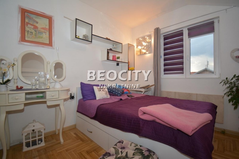 Trosoban stan, 80 m2, Bele vode, Leposave Vujošević ID: 2673 13