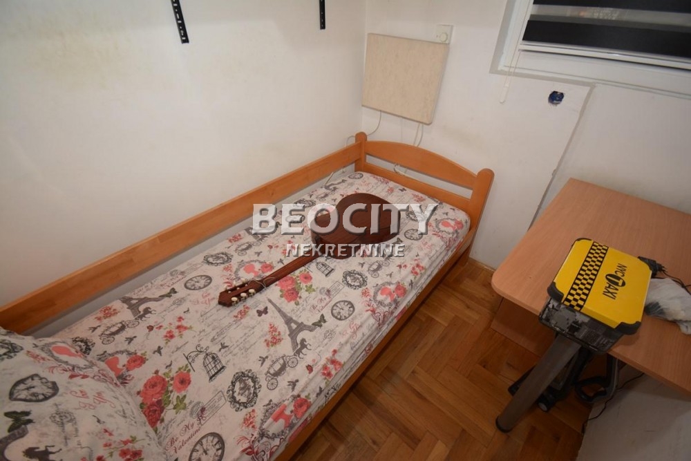 Trosoban stan, 80 m2, Bele vode, Leposave Vujošević ID: 2673 7