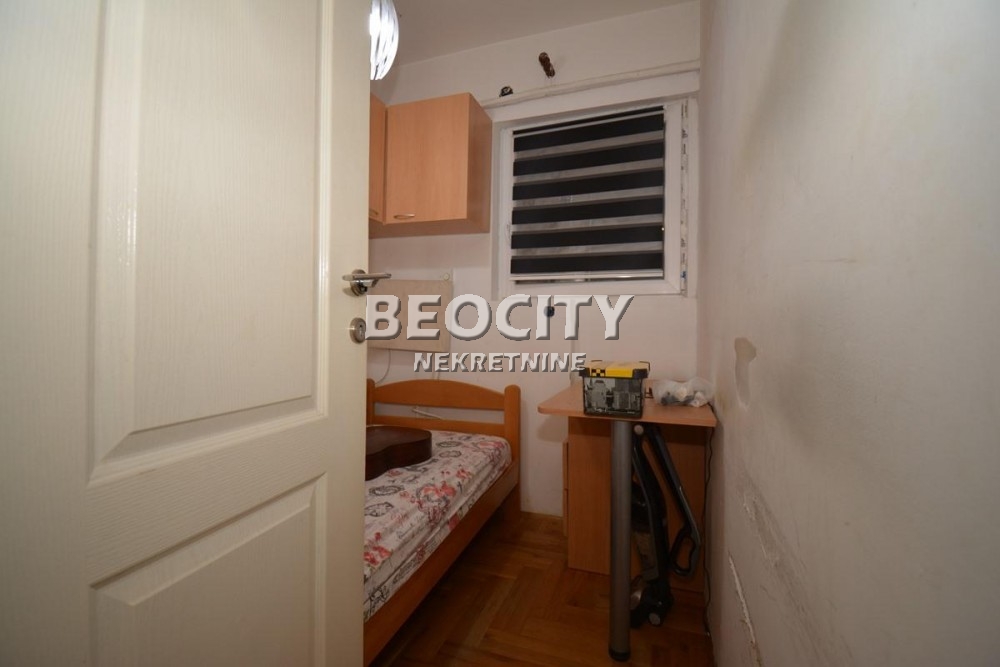 Trosoban stan, 80 m2, Bele vode, Leposave Vujošević ID: 2673 9