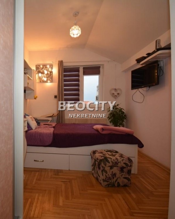 Trosoban stan, 80 m2, Bele vode, Leposave Vujošević ID: 2673 14