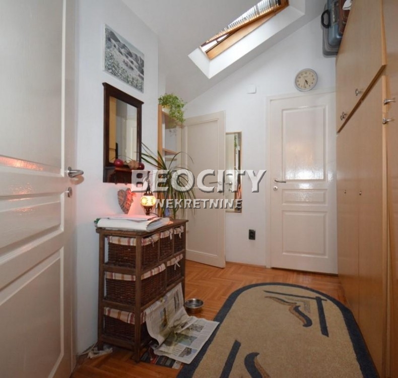 Trosoban stan, 80 m2, Bele vode, Leposave Vujošević ID: 2673 17