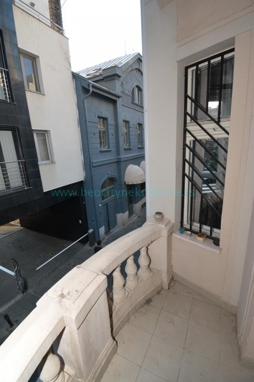 Trosoban stan, 83 m2, Cvetni trg, Mišarska ID: 41133 19