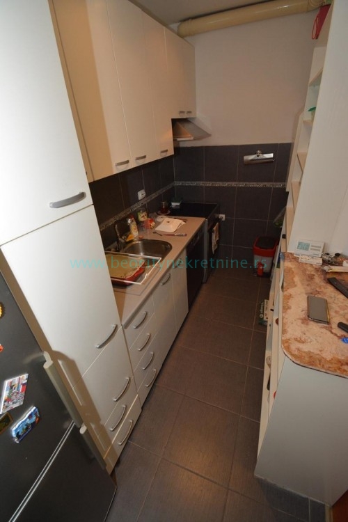 Trosoban stan, 83 m2, Cvetni trg, Mišarska ID: 41133 9