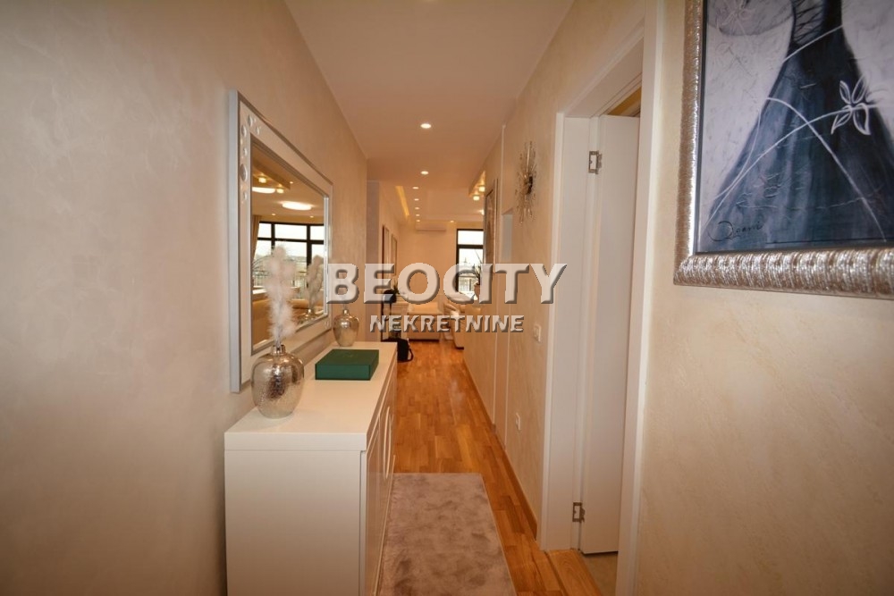 Trosoban stan, 90 m2, Centar, Bulevar Vudroa Vilsona ID: 49285 16