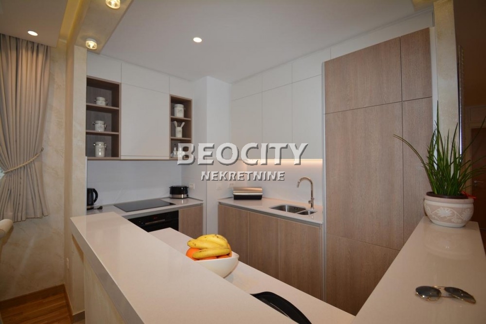 Trosoban stan, 90 m2, Centar, Bulevar Vudroa Vilsona ID: 49285 8