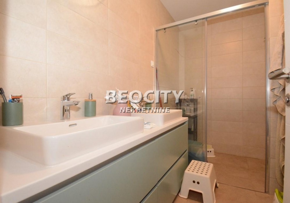 Trosoban stan, 95 m2, Blok 63, Vojvođanska ID: 92719 15