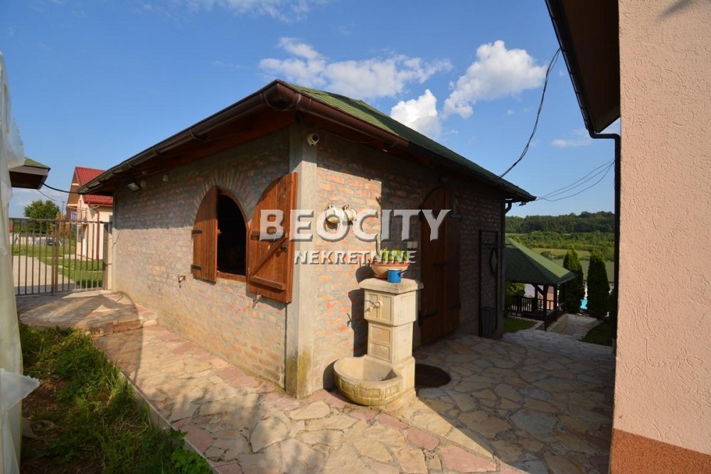 Trosobna kuća, 360 m2, Amerić ID: 71934 16