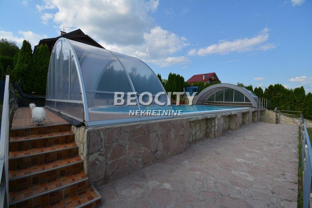 Trosobna kuća, 360 m2, Amerić ID: 71934 9