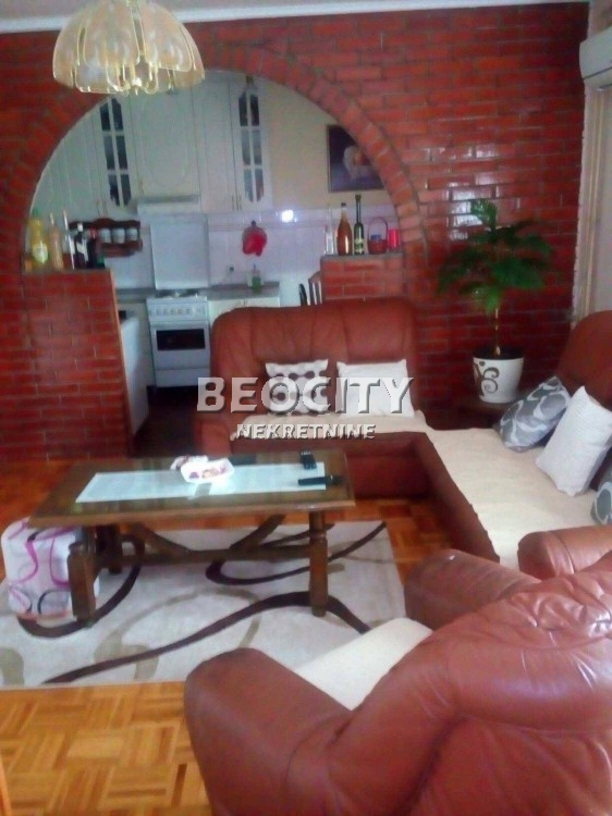 Petosobna kuća, 280 m2, Grocka, Braće Stamenković ID: 80372 1