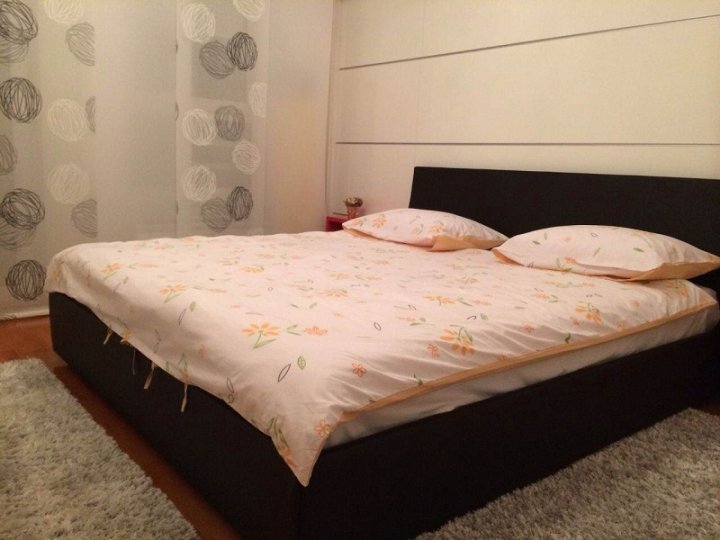 LUX STAN NOVI BEOGRAD BELVIL 4