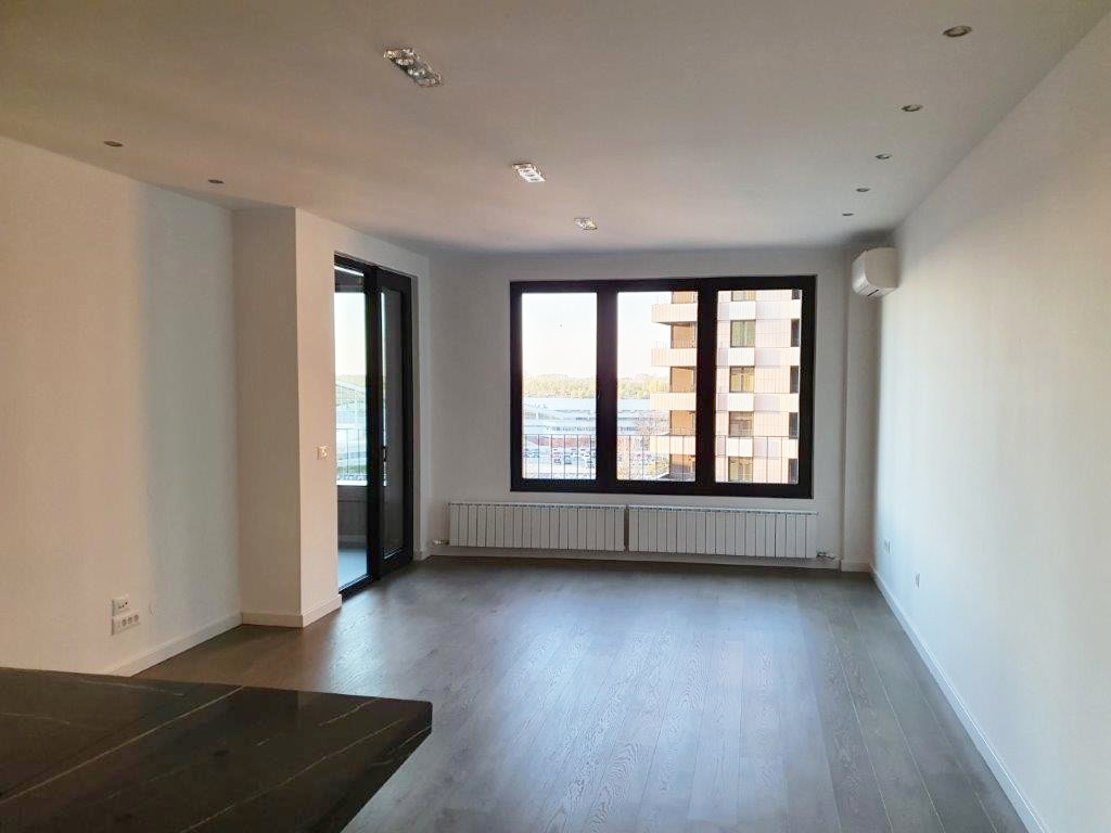 LUX STAN DORCOL K DISTRICT 2