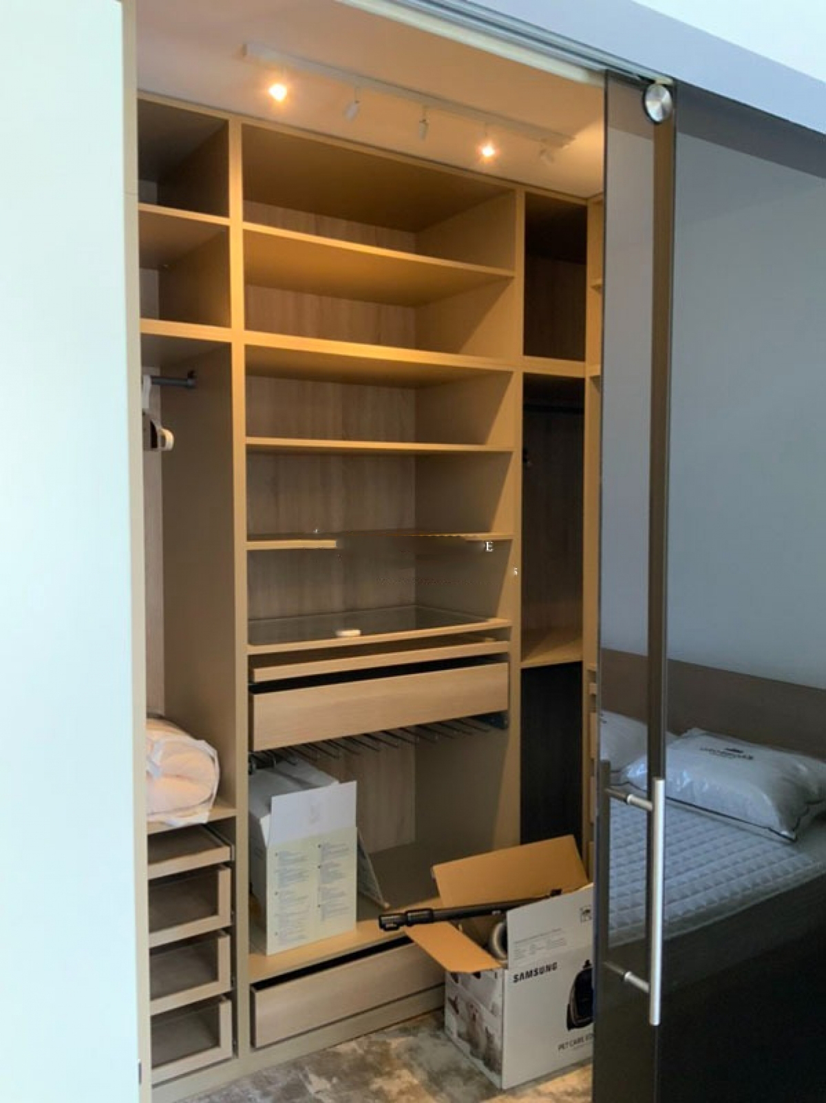 LUX STAN NOVI BEOGRAD WEST 65 5