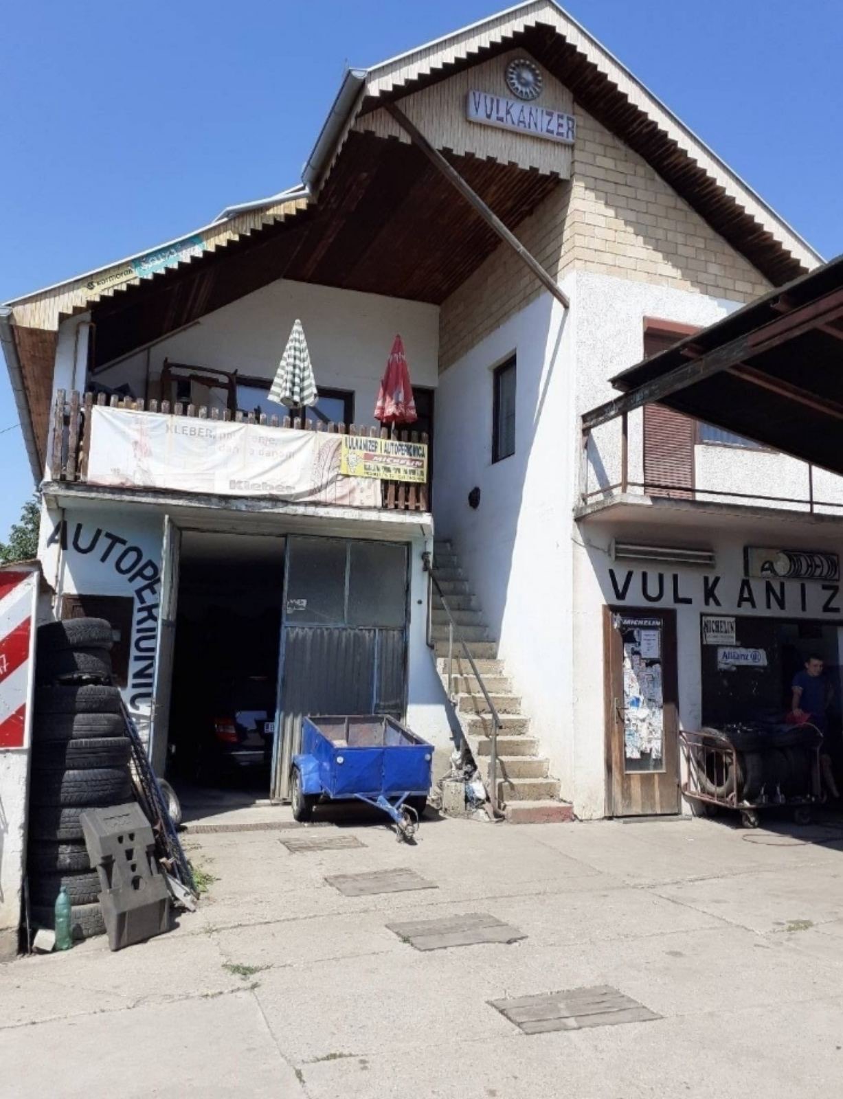 Kuća na prodaju sa polsovnim prostorom 1