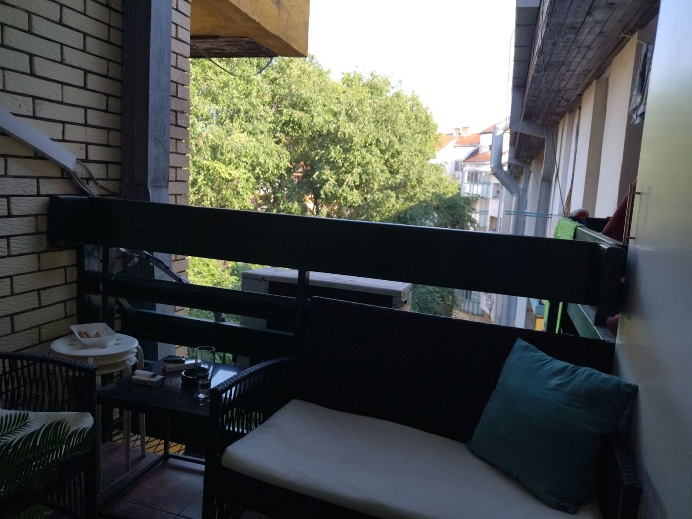 Šonsi   trosoban stan bez ulaganja   062 792 583 5