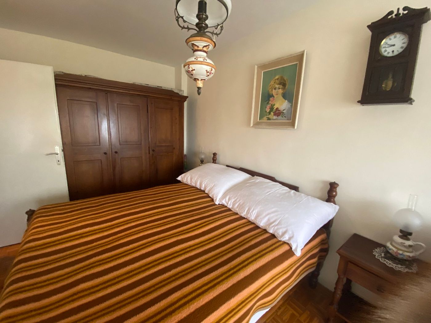 Uknjižen komforan dvosoban stan   povoljno   062 792 583 4