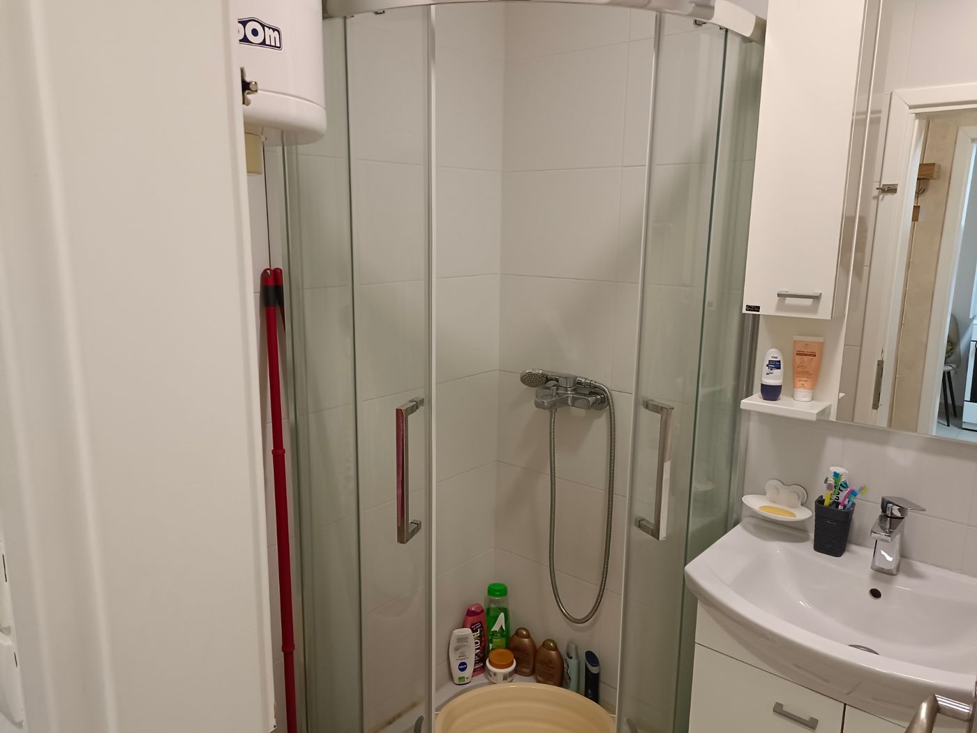 Savršen jednoiposoban stan   idealna investicija   062 792 583 4