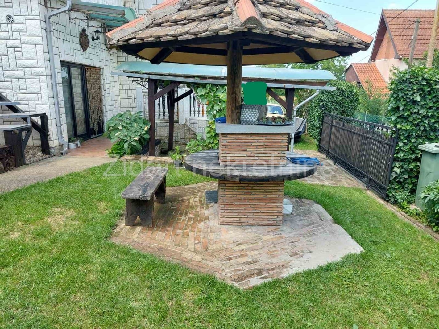 Veoma povoljno lepa kuća 92m2, Obrenovac, Zvečka 7