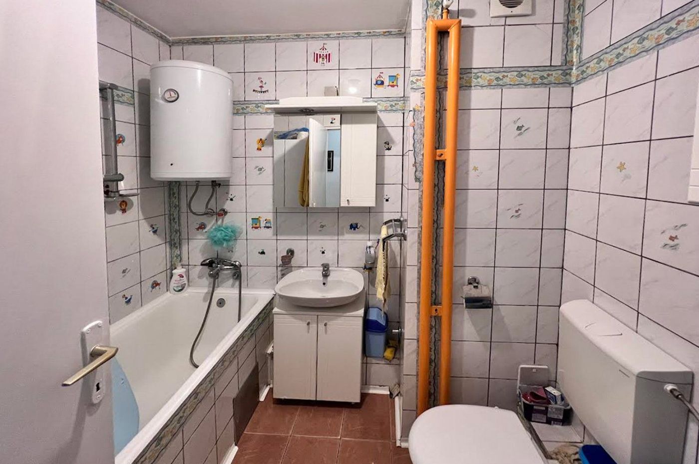 Uknjižen komforan stan   Blok Milana Tepića   može biti 1 5   062 792 583 4