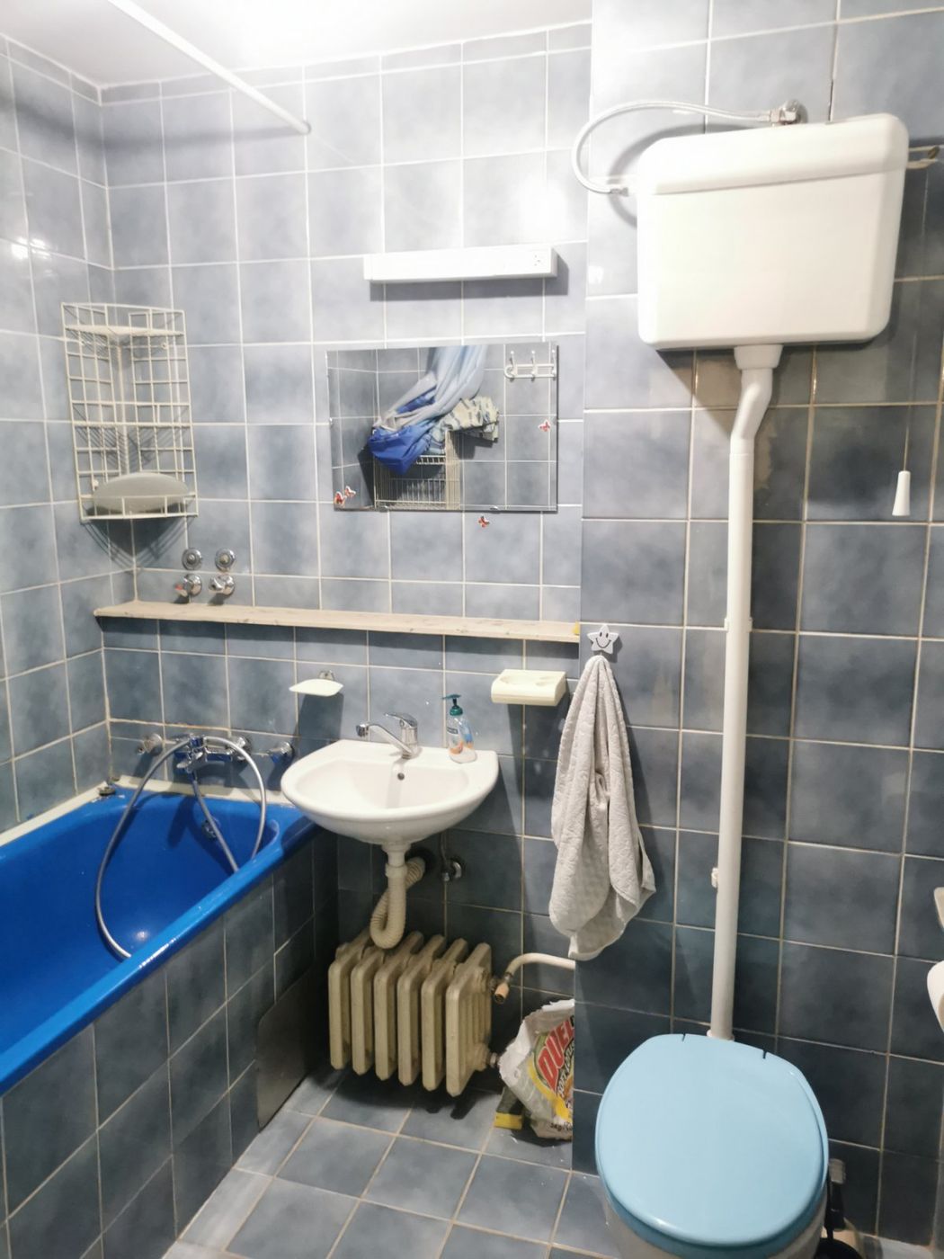 Povoljno   dogovor   odmah useljiv   uknjižen stan   062 792 583 5