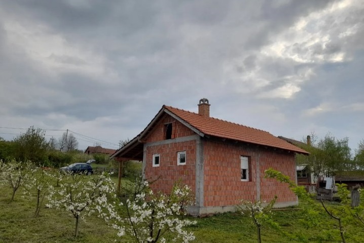 Vikendica na prodaju Sume Topola 2