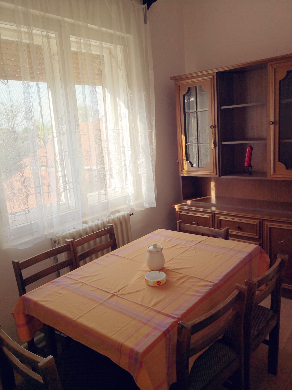 Izdaje se dvosoban stan 3