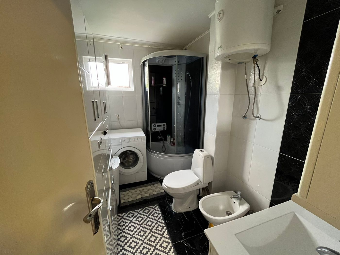 Odličan dvosoban stan idealnog rasporeda   062 792 583 4