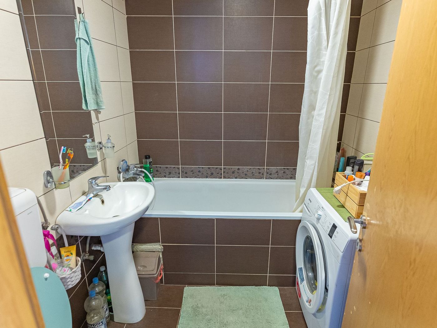 Kompletno renoviran stan na Limanu 4   prilika     4