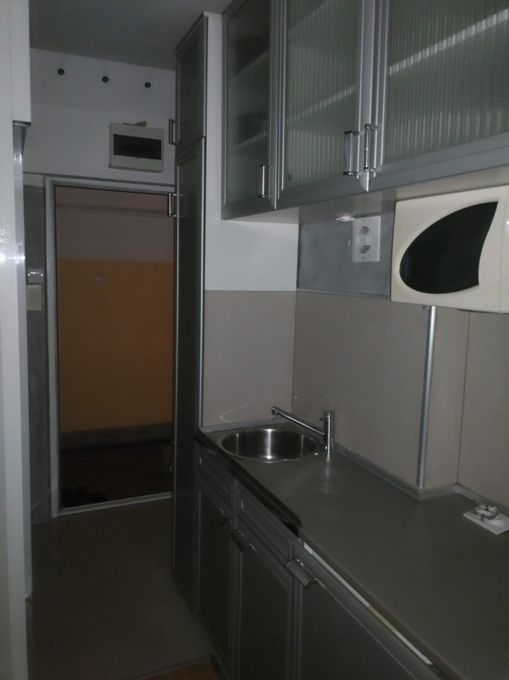 Garsonjera  Vracar  preko puta ETF a  namestena 5