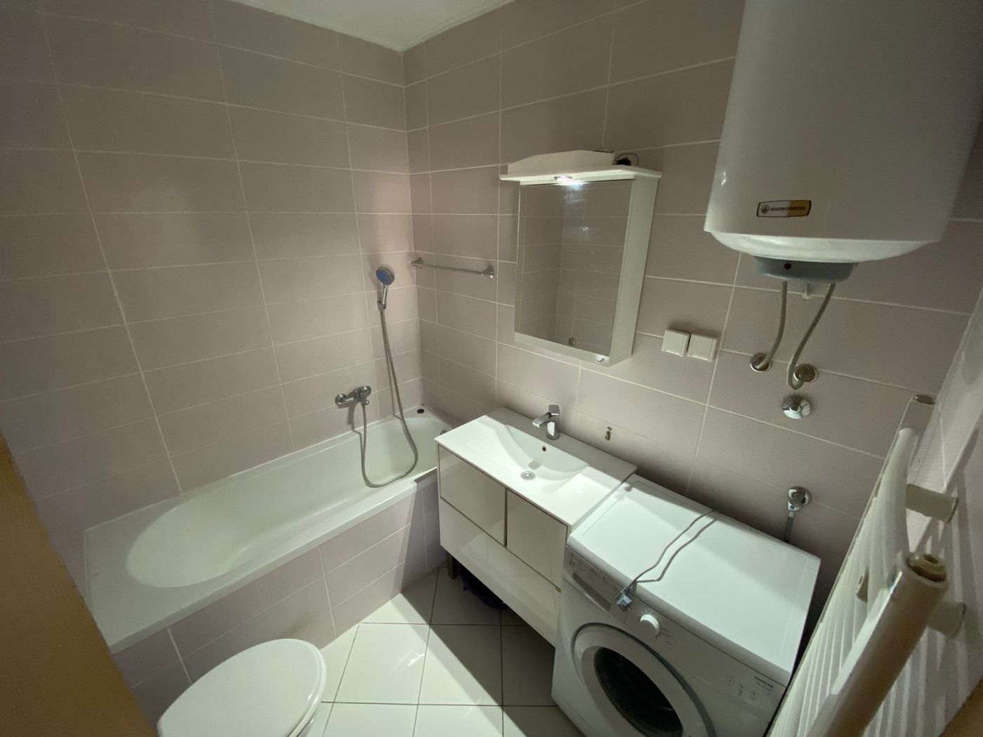 Fantastičan jednoiposoban stan na veoma atraktivnoj lokaciji 4