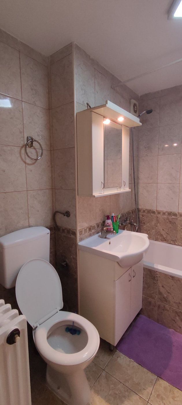 Renoviran stan u mirnom delu grada 5