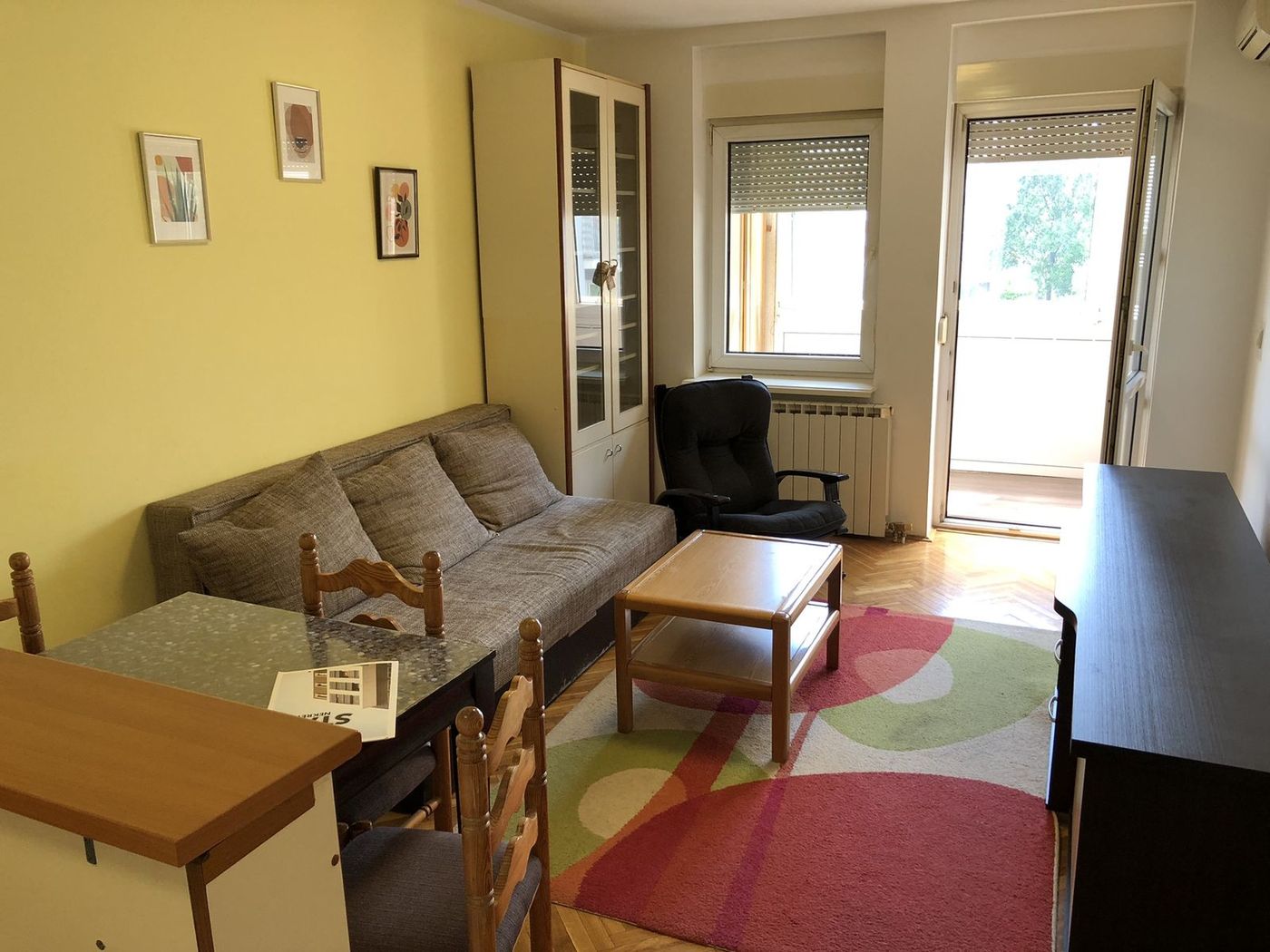 Odličan jednoiposoban namešten stan na Grbavici   062 792 583 1