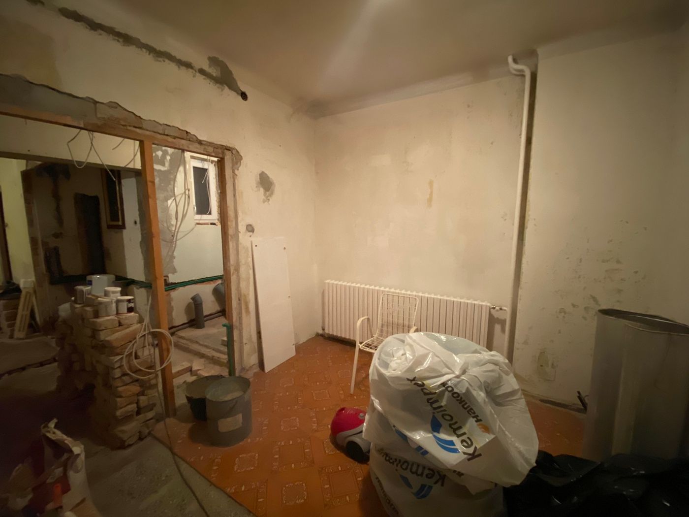 Trosoban stan na Keju   za renoviranje 5