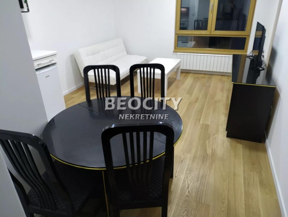 Dvosoban stan, 43 m2, Cvetkova pijaca, Bulevar kralja Aleksandra ID: 99807 6